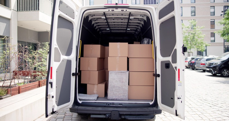 Essential Checklist for a Smooth Overseas Move: From Packing to Paperwork